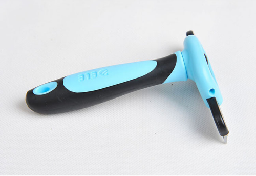 Sable Deshedding Brush