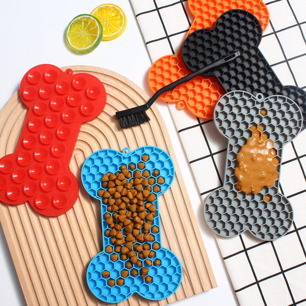 Clover Bone Lick Mat