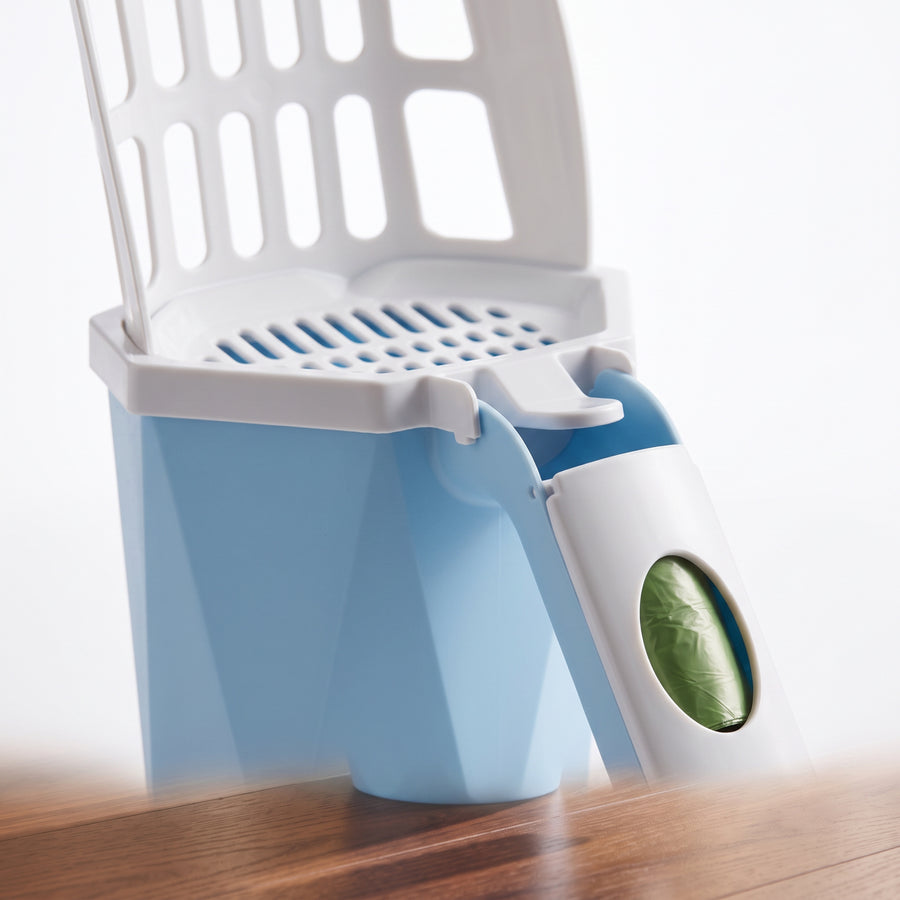 Caddy Litter Scoop Station, scoop and bag dispenser detail on white